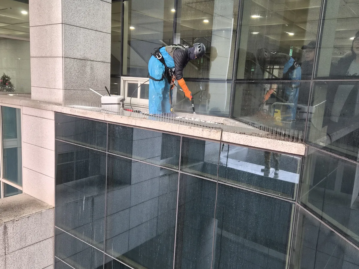 달서구 갈산동 건물 복도·대기 동선 야간 위생청소 사례 - 행진크린